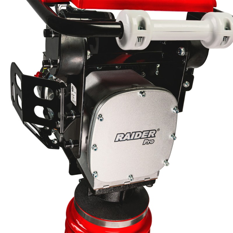 Бензинова трамбовка 10kN 345x285mm 196cc 4,1kW5,5hp RDP-TR01