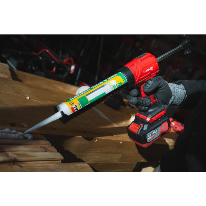 R20 Пистолет за силикон 310ml 1200N рег. об. Solo RDP-YCG20